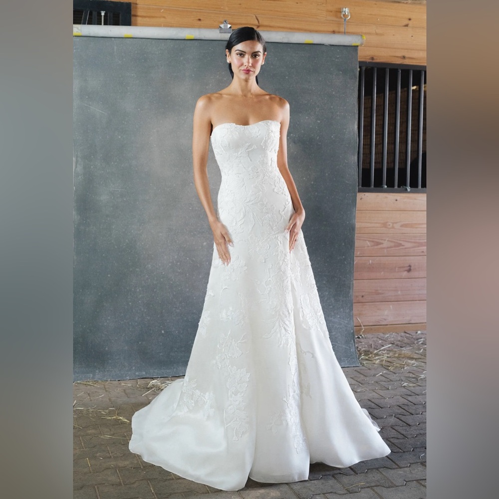 Anne Barge Georgina Wedding Dress Size 0/2